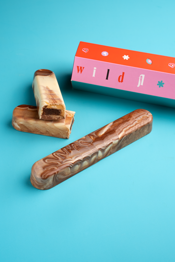 Brownie and Crunchy Caramel Tube